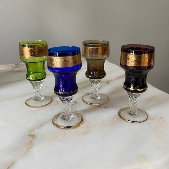 4 Cordial Color Glasses with Gold Trim.  Approx: 4.5” tall 2” base Very pretty - Picture 2 of 13